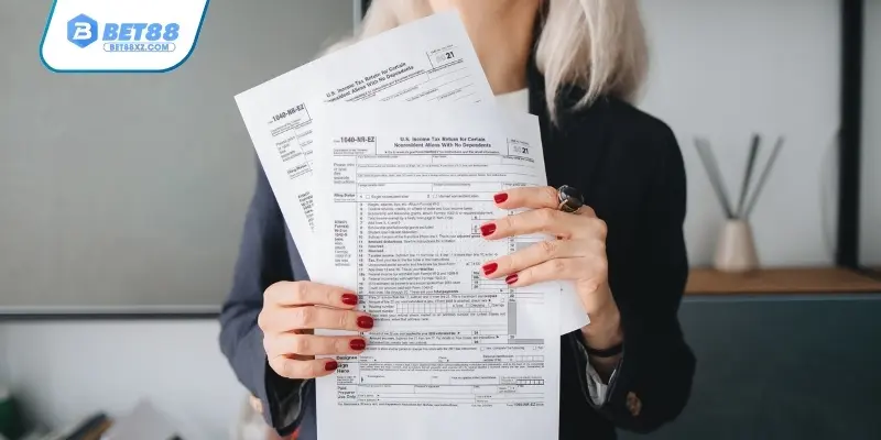 Điều khoản điều kiện yêu cầu gì về tài khoản người dùng